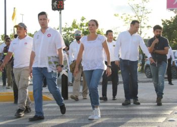 Trabaja Ana Paty Peralta en cruces peatonales seguros en Cancún