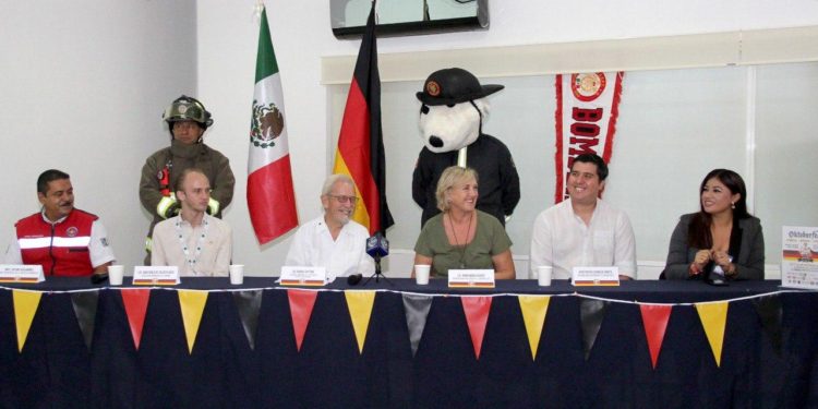 Presentan “Oktoberfest Cancún 2023” en beneficio de bomberos