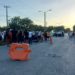 Joven motociclista es atropellado mientras hacía maniobra de «caballito» en Cancún