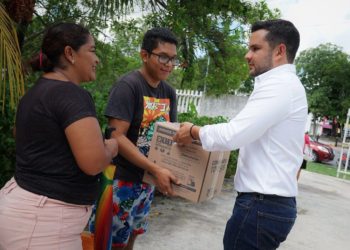 Avanza entrega directa y gratuita de Comemos Tod@s en Quintana Roo: Pablo Bustamante