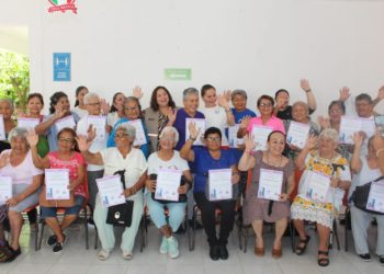 IQM capacita a mujeres en el autocuidado a través del taller “Corresponsabilidad familiar”