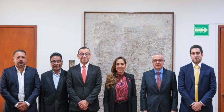 Mara Lezama gestiona mejor infraestructura educativa a favor de estudiantes quintanarroenses