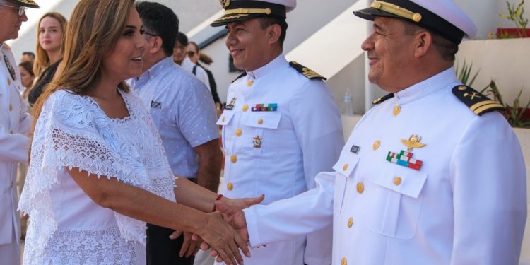 Mara Lezama encabeza conmemoración del 202 aniversario de la creación de la Armada de México