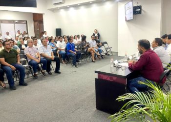 El SATQ capacita a contribuyentes de Cozumel que operan bajo el esquema de Anfitrión