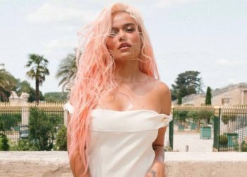 Karol G anuncia gira en México