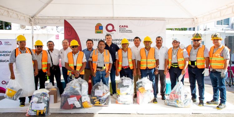 Entregan equipo y prendas de protección para trabajadores operativos de la CAPA