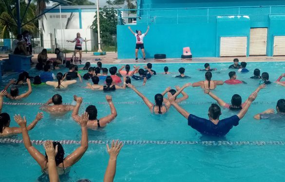 Promueve COJUDEQ el cuidado de la salud con la activación “Nado por mi Corazón 2023”