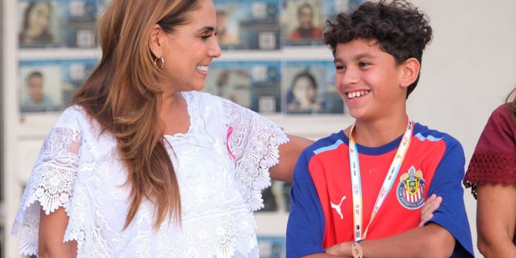 Mara Lezama inauguró “The Football Games Cancún 2023”