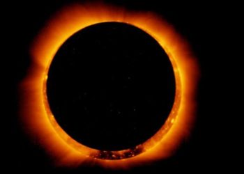 Comienza el eclipse solar anular en Quintana Roo
