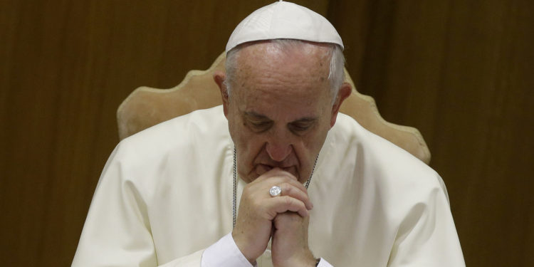 Papa Francisco expresa su «profunda pena» a los damnificados del huracán Otis