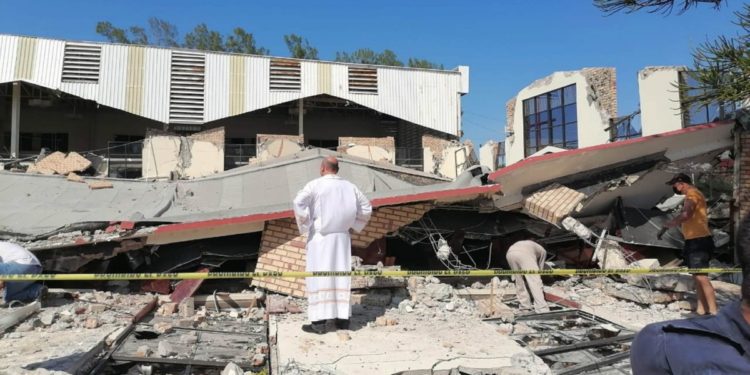 Se eleva la cifra a 11 muertos tras colapso del techo de una iglesia en Tamaulipas