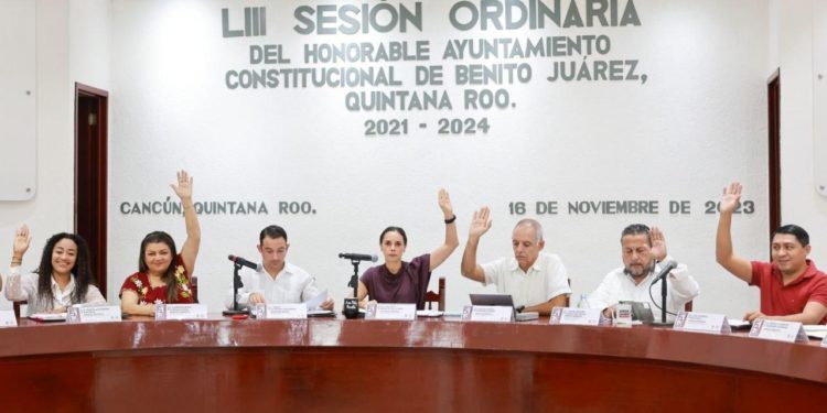 Aprueba gobierno de Ana Paty Peralta mayor protección a mascotas