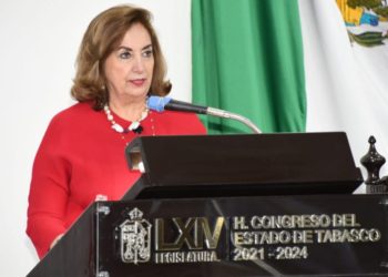 Reconoce Silvia Roldán que el proceso para vacunación contra el covid-19 se ha retrasado