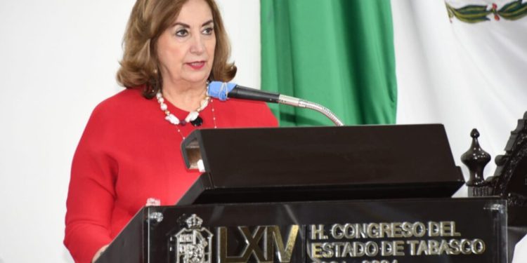 Reconoce Silvia Roldán que el proceso para vacunación contra el covid-19 se ha retrasado
