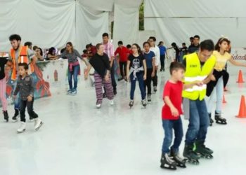 Cancunenses disfrutarán patinar sobre pista de hielo en esta temporada navideña