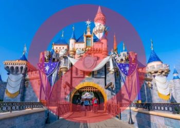 Tragedia en Disneylandia: hombre muere tras saltar de una estructura