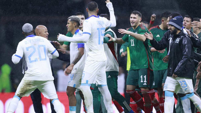 México consiguió su boleto a la Copa América 2024 de manera dramática y agónica y muy polémica tras vencer a Honduras 4-2