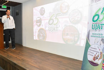 Inician actividades por el 65 aniversario de la UJAT