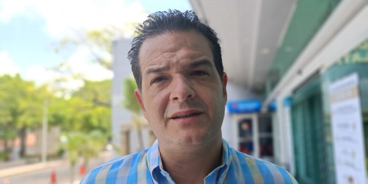 Fabián Granier externa interés por diputación federal