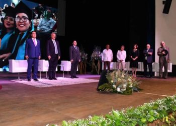 Entrega Carlos Merino Premio “Juchimán de Plata” a 7 personajes ilustres de Tabasco