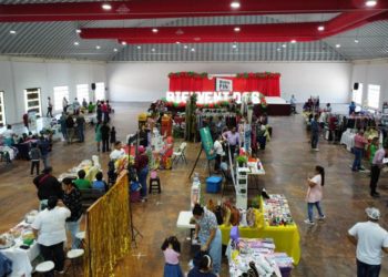 Gobierno de Macuspana inaugura actividades del “buen fin macuspanense 2023