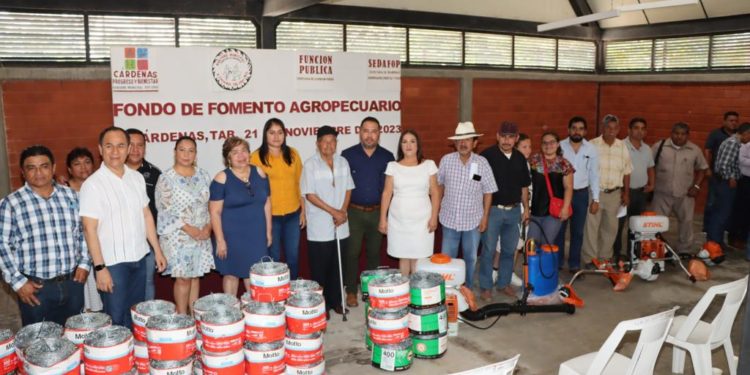 Refuerza el Gobierno de Cárdenas el trabajo del campo a través de la entrega de Fondo de Fomento Agropecuario