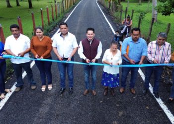 Gobierno de Cunduacán entrega obra en Huimango 1ra