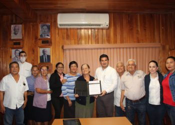 Suman esfuerzos Gobierno de Jalapa e INAPAM en beneficio de adultos mayores