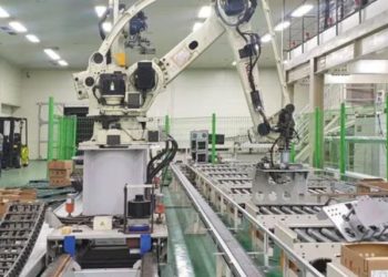 Muere empleado al ser aplastado por un robot industrial en Corea