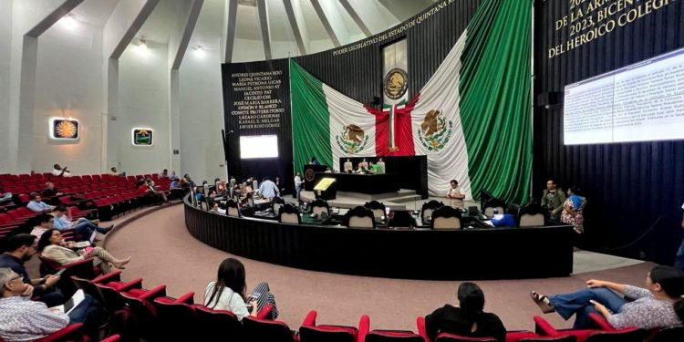 Inscribirán en muro de honor el nombre de María Cristina Sangri Aguilar