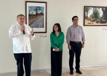 Inaugura Centro Exposición Fotográfica CAU22 en Aeropuerto Internacional de Villahermosa