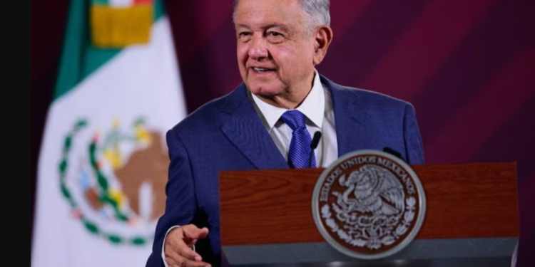 Presenta AMLO el plan de reconstrucción de Guerrero tras el paso del huracán Otis