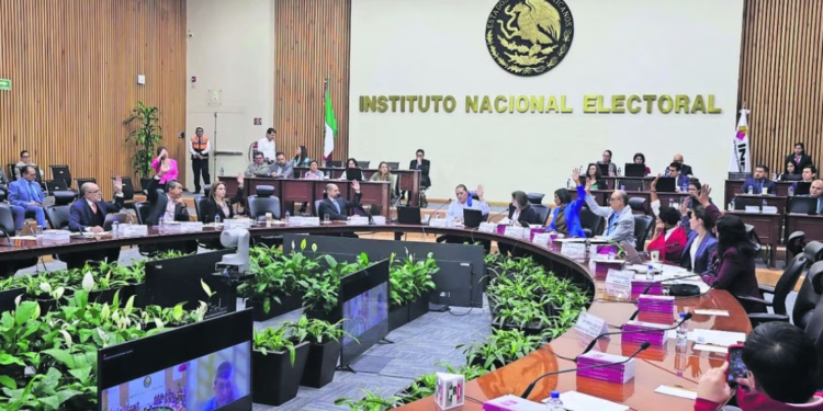 Movimiento Ciudadano impugna acuerdo del INE de paridad en gubernaturas