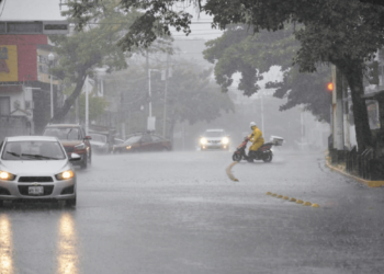 No dará tregua el agua en Tabasco, continuarán las lluvias