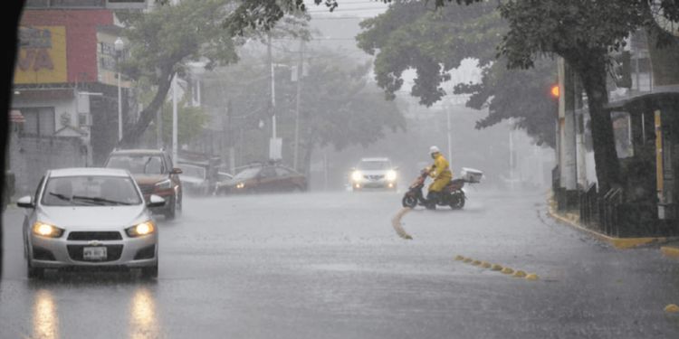 No dará tregua el agua en Tabasco, continuarán las lluvias