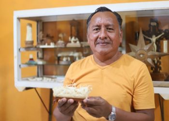 Creación de nacimiento indígena otorga un premio más a destacado artesano tabasqueño