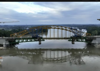 Reconoce AMLO complicaciones en la construcción del puente Boca del Cerro