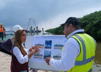 Mara Lezama supervisa avances del puente Nichupté en Cancún, una obra de beneficio social
