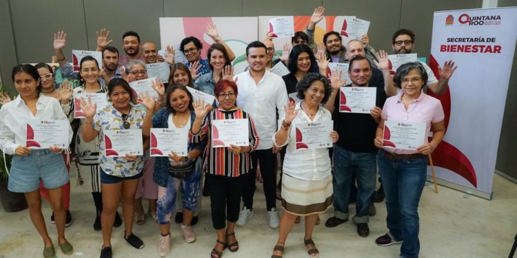 Reconoce Pablo Bustamante a l@s agentes culturales que participan y suman proyectos a FARO del Bienestar