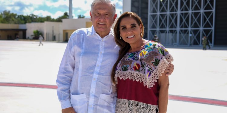 Supervisan AMLO y Mara Lezama avances en el aeropuerto “Felipe Carrillo Puerto” y el Tren Maya