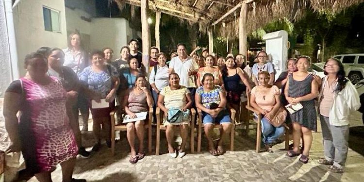 Lenin Amaro impulsa diálogo profundo y colaborativo con mujeres emprendedoras de Villas del Sol