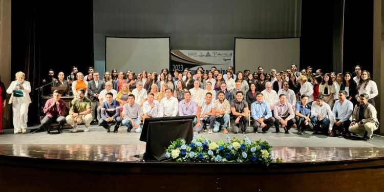 Destacada Participación del Empresario Quintanarroense Lenin Amaro en el Foro Diplomático Veracruz 2023