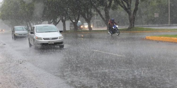 Seguirán las lluvias intensas en Tabasco, ingresa frente frío No12