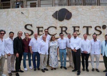 Agradece Mara Lezama la confianza de inversión en Quintana Roo y corta listón del Hotel Secrets Tulum Resort & Beach Club