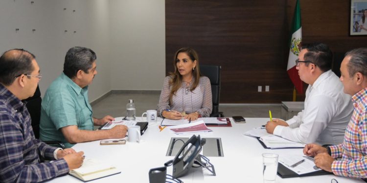 Mayor infraestructura y nuevas carreras, gestiona Mara Lezama ante el Colegio Nacional de Educación Profesional Técnica