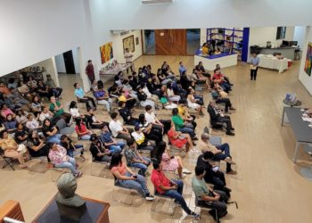 Realizan encuentro de escritores quintanarroenses en el marco del Día Nacional del Libro