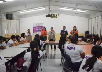 Más de 300 niñas y adolescentes en Quintana Roo se capacitaron en la prevención de embarazos: IQM