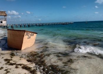 Detienen a 12 personas de cuba en la zona hotelera de Cancún