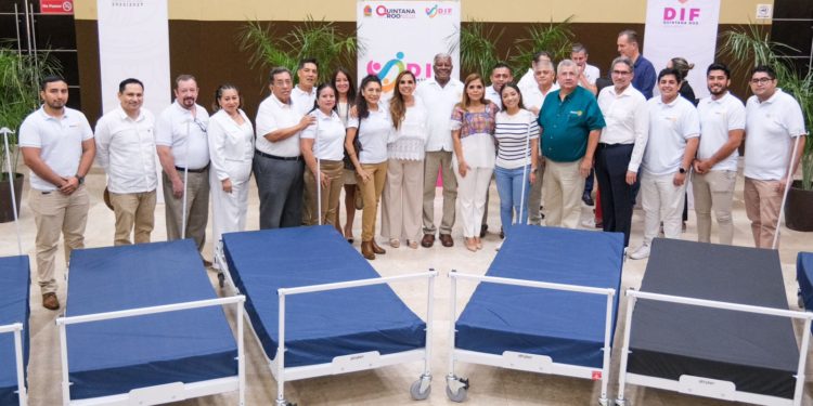 Agradece Mara Lezama donativo de 150 camas hospitalarias y 150 colchones para servicios hospitalarios en Quintana Roo