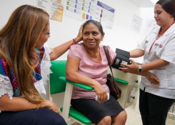 Inaugura Mara Lezama Unidad del Bienestar en Bacalar para la atención médica gratuita de la ciudadanía